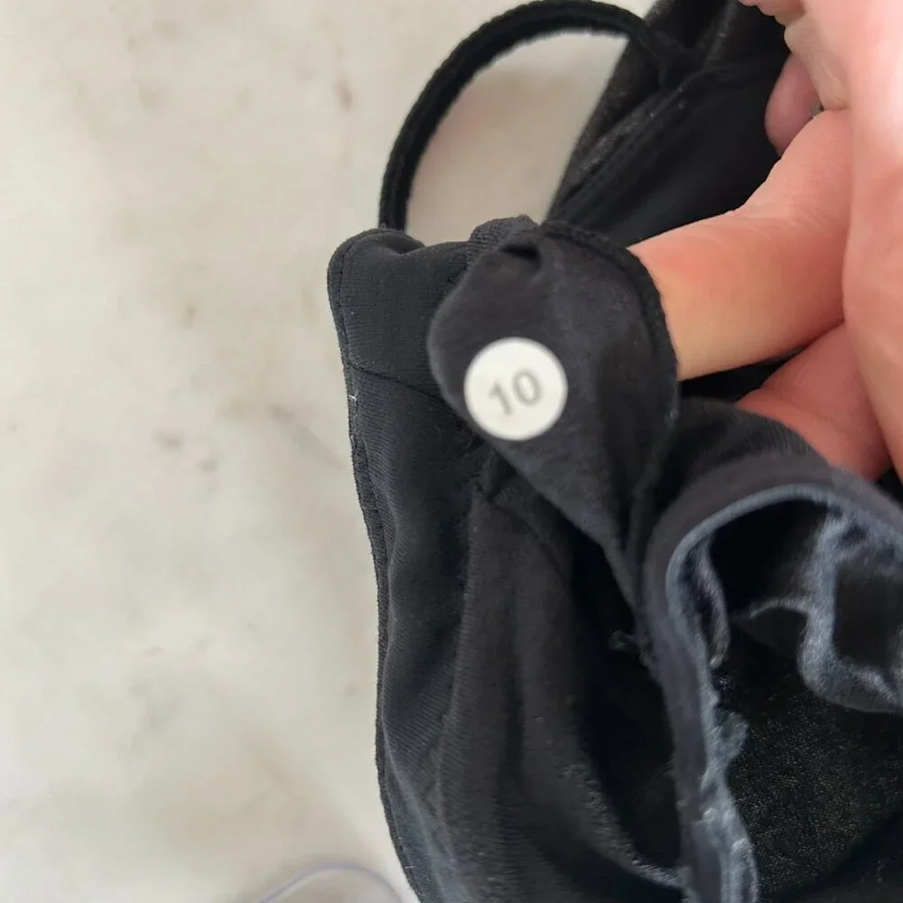 Lululemon Tank Top 10 Gray Pure Focus Sweetheart Spaghetti Strap Active